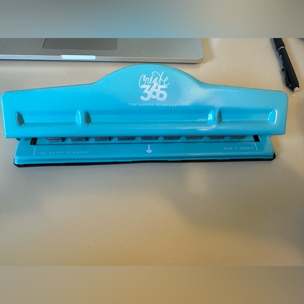 The happy planner disc hole punch